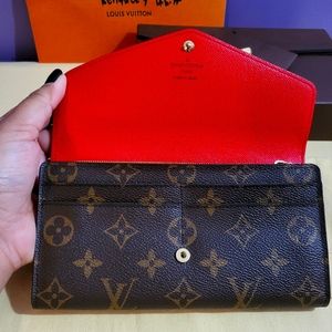 Louis Vuitton Sarah wallet